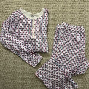 Roller Rabbit Blue and Pink Heart Pajamas - never worn. XL
